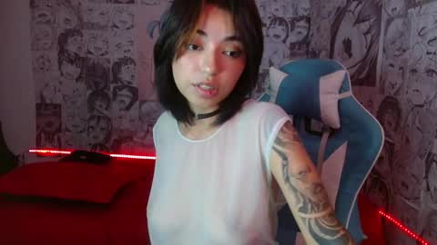 Snapshot of kiyusweetcrazy chatting on March 1, 1:32 am kiyu online show from March 1, 1:32 am