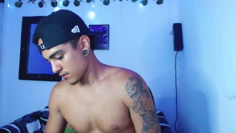 kizame___ online show from March 1, 4:14 am