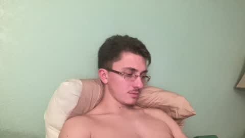 kj_lindo online show from December 8, 4:46 am