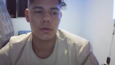Snapshot of klars_mood chatting on June 18, 9:14 am klars online show from June 18, 9:14 am
