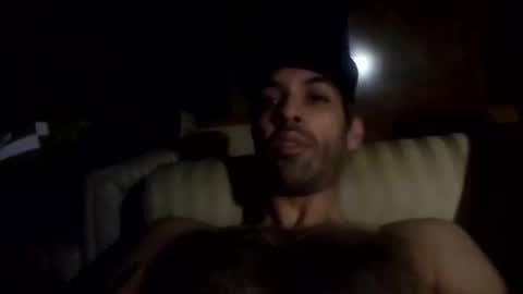 Snapshot of klaus_cloudz chatting on May 27, 5:48 am klaus_cloudz online show from May 27, 5:48 am