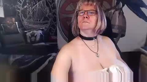 Michelle online show from October 9, 6:55 am