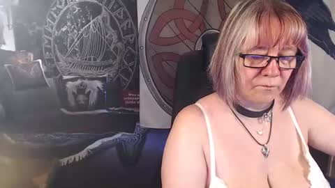 Snapshot of kleiner_teufel chatting on June 29, 6:08 am Michelle online show from June 29, 6:08 am