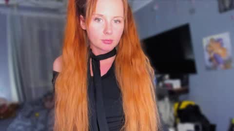 Snapshot of klementinagirl chatting on May 18, 8:36 pm Klementinafanslyklementina6661 online show from May 18, 8:36 pm