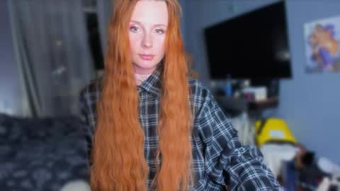 Snapshot of klementinagirl chatting on May 20, 8:48 pm Klementinafanslyklementina6661 online show from May 20, 8:48 pm