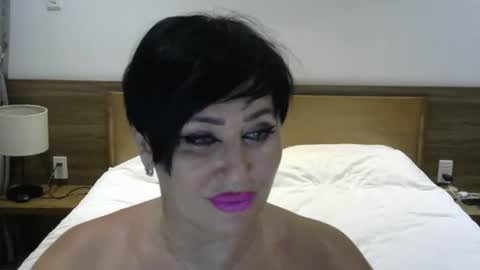 kleo901854860422 online show from July 5, 11:50 am