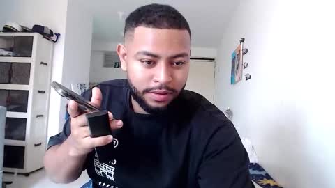 kleyton online show from November 1, 5:04 pm