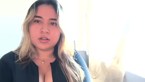 Snapshot of kloe__05 chatting on July 7, 11:58 am Kloe online show from July 7, 11:58 am