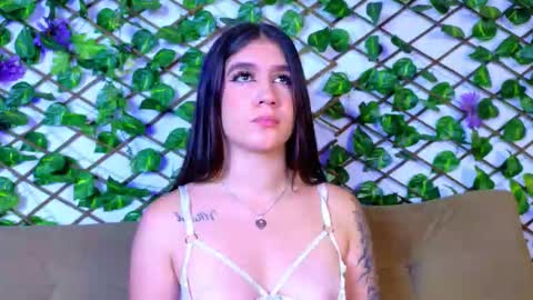 kloe_bella online show from October 4, 1:31 pm