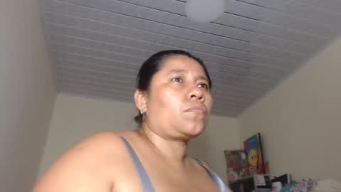 Snapshot of kloe_boobs chatting on February 23, 5:34 am Kloe online show from February 23, 5:34 am