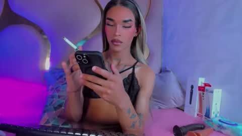 Snapshot of kloe_hh chatting on April 22, 6:31 pm Kloe online show from April 22, 6:31 pm