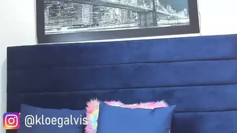 KLOE online show from February 4, 1:39 pm