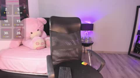 KLOE online show from January 9, 8:32 pm