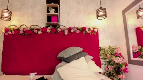 Snapshot of kloeh_star chatting on June 1, 7:48 pm Kloeh online show from June 1, 7:48 pm