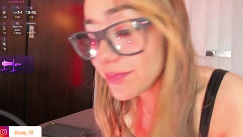 Kloey  online show from December 15, 12:17 pm