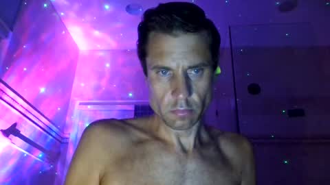 Snapshot of kmack1111 chatting on January 30, 10:50 am Kevv Heidi All Hallows Eve Show online show from January 30, 10:50 am