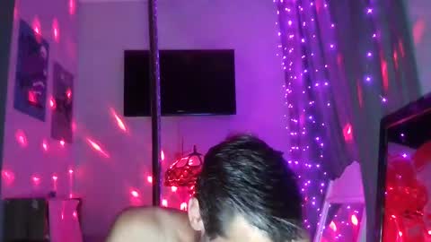 Snapshot of kmack1111 chatting on September 12, 8:36 am Kevv Heidi All Hallows Eve Show online show from September 12, 8:36 am