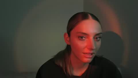 Snapshot of kmb25 chatting on March 12, 2:39 am kmb25 online show from March 12, 2:39 am