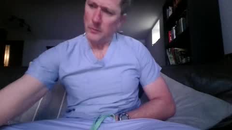 Knight3975 online show from April 9, 1:49 pm