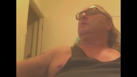 Snapshot of knobout chatting on December 19, 1:07 pm knobout online show from December 19, 1:07 pm