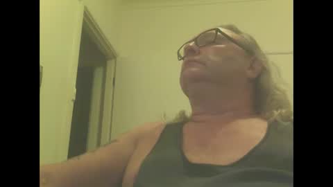 Snapshot of knobout chatting on January 9, 1:13 pm knobout online show from January 9, 1:13 pm