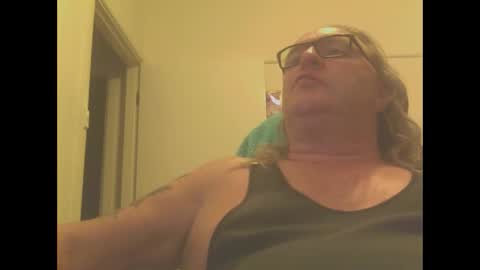 Snapshot of knobout chatting on January 21, 11:24 am knobout online show from January 21, 11:24 am