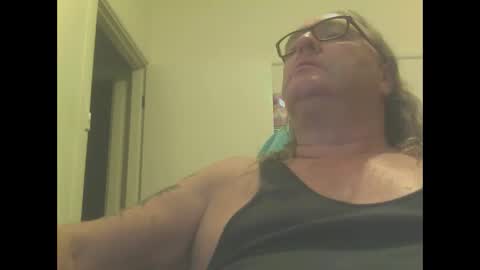 Snapshot of knobout chatting on February 4, 11:05 am knobout online show from February 4, 11:05 am