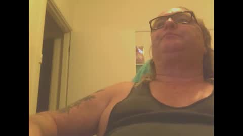 Snapshot of knobout chatting on February 11, 11:10 am knobout online show from February 11, 11:10 am