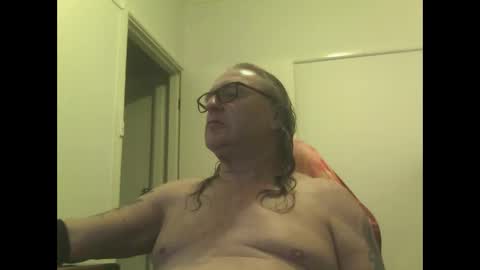 Snapshot of knobout chatting on November 24, 5:40 am knobout online show from November 24, 5:40 am