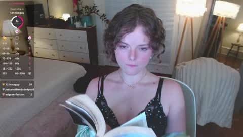 Snapshot of knowlita chatting on January 7, 4:16 pm knowlita online show from January 7, 4:16 pm