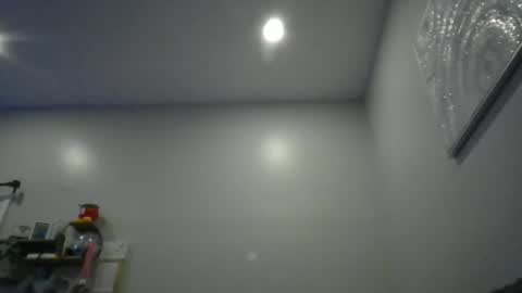 Snapshot of ko_rides chatting on September 17, 12:45 am ko_rides online show from September 17, 12:45 am