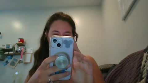 Snapshot of ko_rides chatting on September 17, 12:51 pm ko_rides online show from September 17, 12:51 pm
