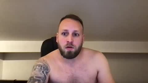 hugo online show from December 24, 6:11 am