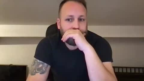 hugo online show from January 3, 5:53 pm