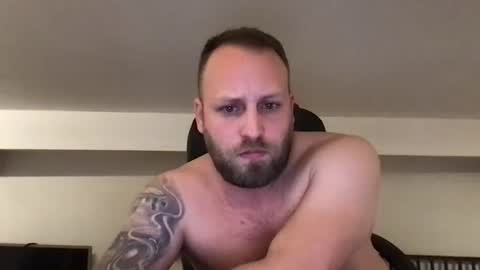 hugo online show from February 21, 11:32 pm