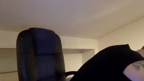 hugo online show from February 1, 1:48 am