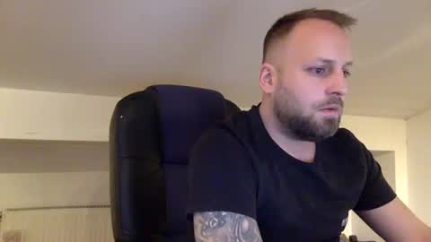 hugo online show from February 4, 11:16 am