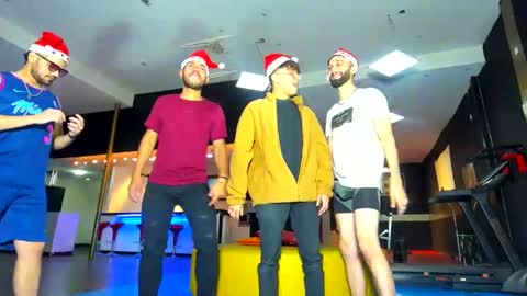 Snapshot of kobayaske chatting on December 24, 12:11 am kobayaske online show from December 24, 12:11 am