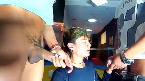 Snapshot of kobayaske chatting on January 10, 5:24 pm kobayaske online show from January 10, 5:24 pm