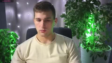 Sweet boy online show from February 22, 5:02 am