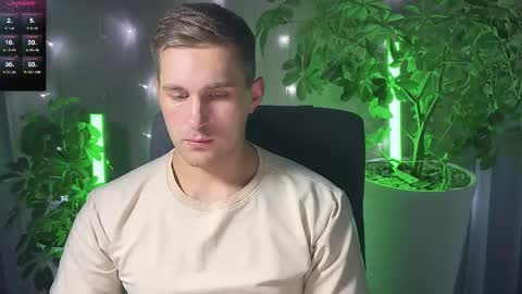 Sweet boy online show from March 9, 6:00 pm