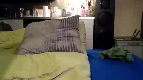 Snapshot of koelie1982 chatting on March 9, 11:03 pm koelie1982 online show from March 9, 11:03 pm