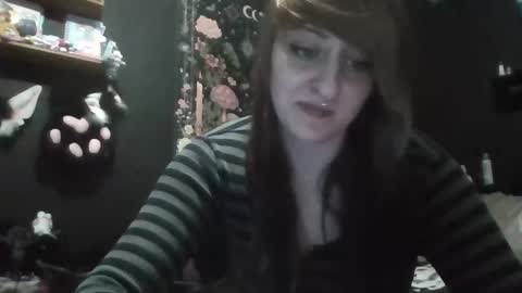 Snapshot of koffinkitty chatting on March 26, 10:48 pm Koffin Kitty online show from March 26, 10:48 pm