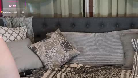 kohlbird online show from October 12, 10:58 am