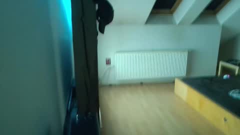 Andy online show from January 9, 4:15 am