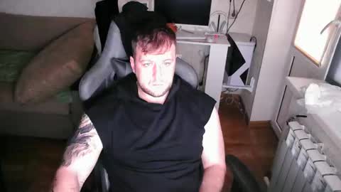 Snapshot of kola4ik72305 chatting on November 1, 6:15 am kola4ik72305 online show from November 1, 6:15 am