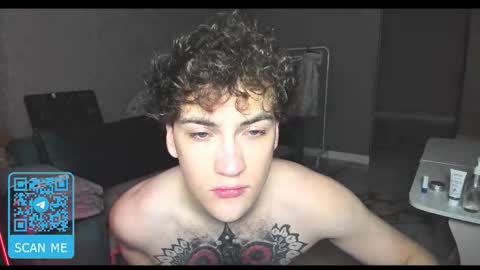 Snapshot of kolyakayne chatting on February 14, 7:05 am Kolya Kayne online show from February 14, 7:05 am