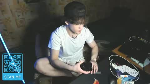 Snapshot of kolyakayne chatting on April 7, 7:42 am Kolya Kayne online show from April 7, 7:42 am
