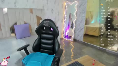 kolyn_tay online show from July 18, 11:58 am
