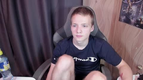 konnor_deviant online show from December 10, 8:16 pm